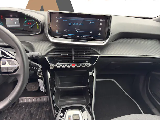 PEUGEOT 2008 1.2 Hybrid 145 Style