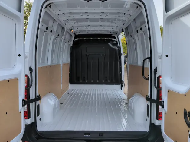 RENAULT Master T35 2.3 Blue dCi 135 L3H2