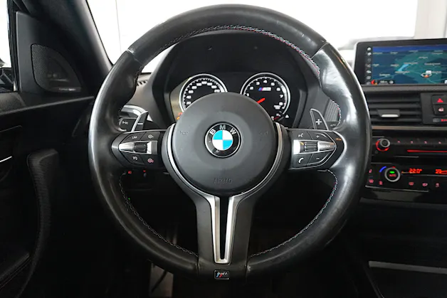 BMW M2 Competition Drivelogic