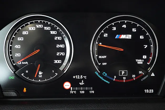 BMW M2 Competition Drivelogic