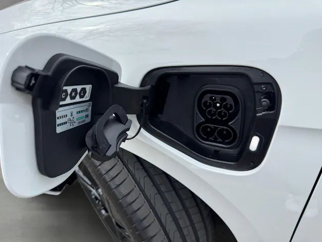 VW Passat Variant 1.5 TSI evo2 Plug-In- Hybrid R-Line DSG