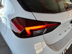 OPEL Corsa-e 156 GS Pack Komfort 3 Phaser