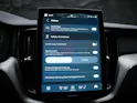 VOLVO XC60 B5 Benzin Mild Hybrid AWD Plus Dark Geartronic *Facelift*Werksgarantie*Panorama*Head-Up*Harman/Kardon*
