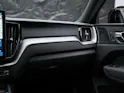 VOLVO XC60 B5 Benzin Mild Hybrid AWD Plus Dark Geartronic *Facelift*Werksgarantie*Panorama*Head-Up*Harman/Kardon*