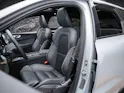 VOLVO XC60 B5 Benzin Mild Hybrid AWD Plus Dark Geartronic *Facelift*Werksgarantie*Panorama*Head-Up*Harman/Kardon*
