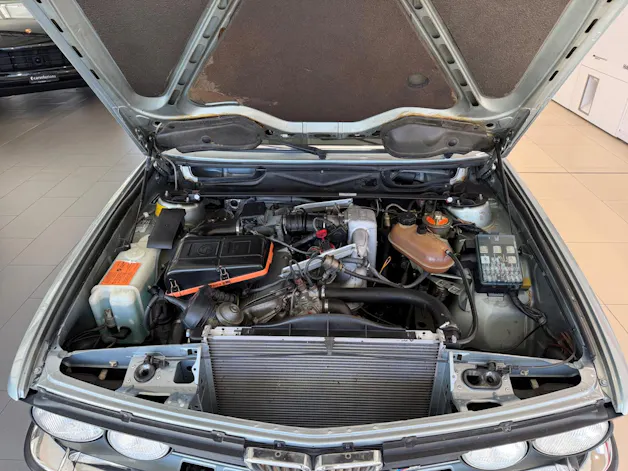 BMW 528i