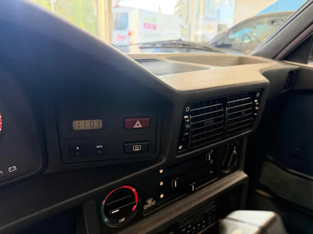 BMW 528i
