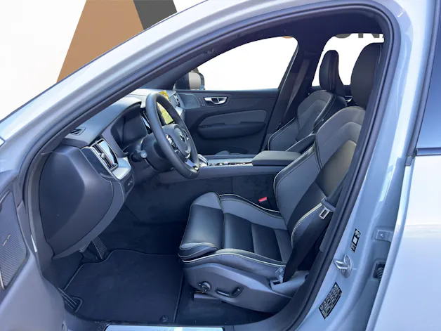 VOLVO XC60 2.0 T8 TE Black Edition eAWD