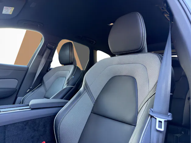 VOLVO XC60 2.0 T8 TE Black Edition eAWD