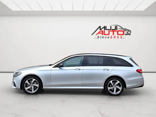MERCEDES-BENZ E 220 d Swiss Star AMG Line 4Matic 9G-Tronic