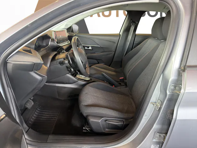 PEUGEOT 208 1.2 Hybrid Style