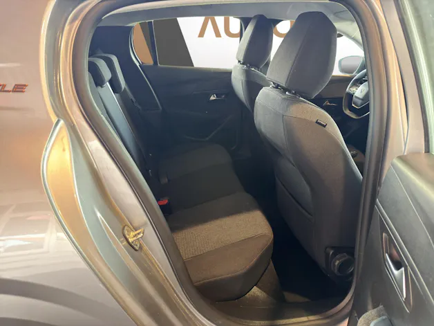 PEUGEOT 208 1.2 Hybrid Style