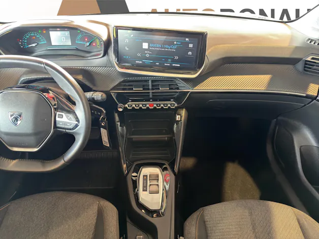 PEUGEOT 208 1.2 Hybrid Style