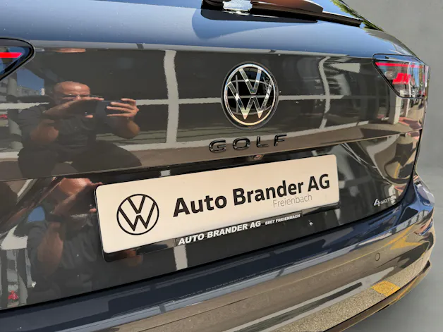 VW Golf Variant 2.0 TSI R-Line DSG 4 Motion