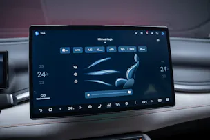 BYD Atto 3 EVO 74.8 kWh Excellence AWD / Head-Up / Panorama-Schiebedach / 360° Kamera