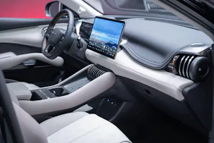 BYD Atto 3 EVO 74.8 kWh Excellence AWD / Head-Up / Panorama-Schiebedach / 360° Kamera