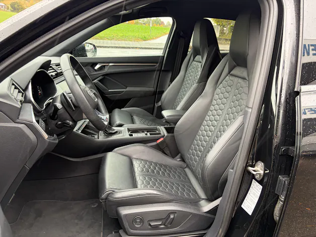 AUDI RS Q3 Sportback quattro S tronic