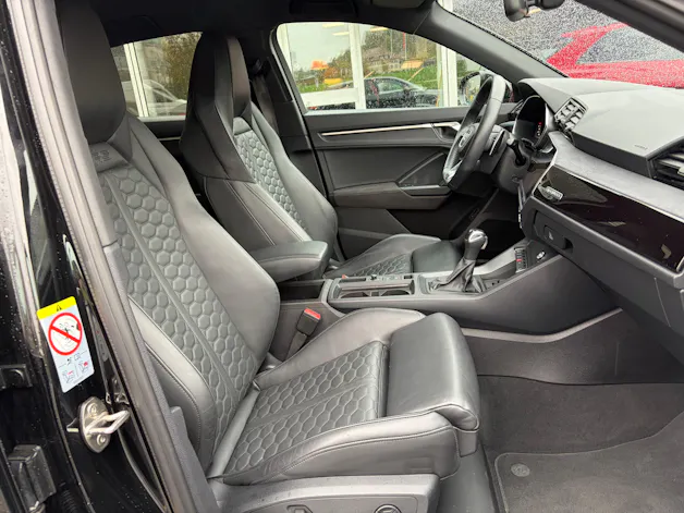 AUDI RS Q3 Sportback quattro S tronic