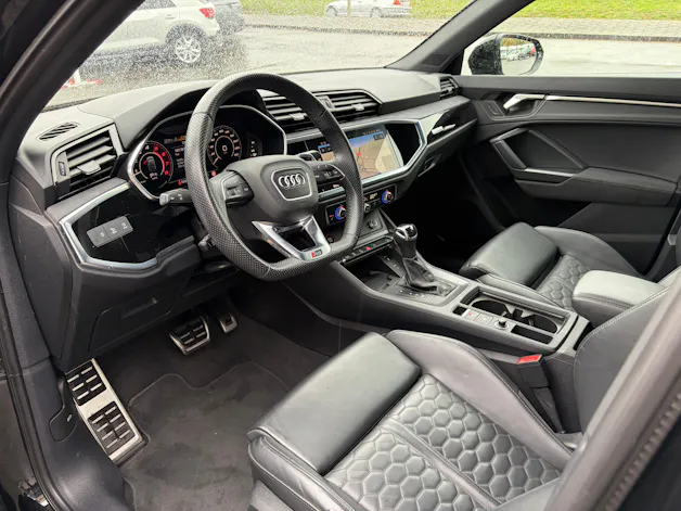 AUDI RS Q3 Sportback quattro S tronic