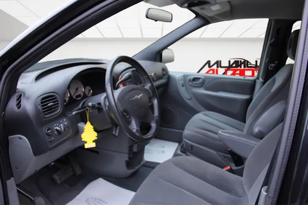CHRYSLER Grand Voy. 2.8 CRD LX Automatic