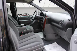 CHRYSLER Grand Voy. 2.8 CRD LX Automatic