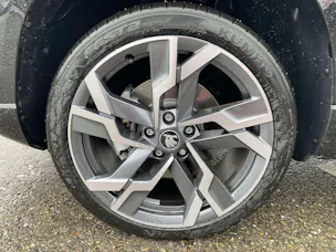 SKODA Karoq 1.5 TSi SportLine DSG-Automat