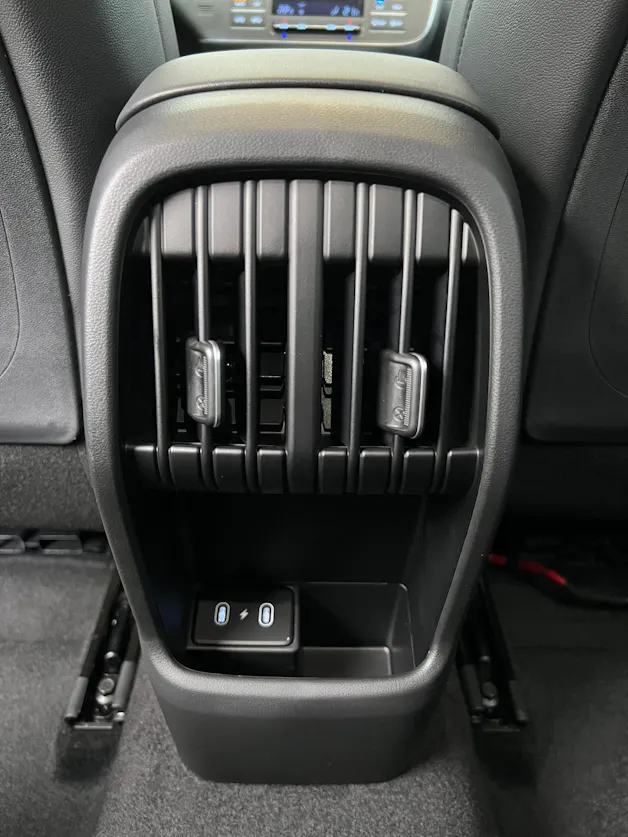 HYUNDAI Kona 1.6 GDi HEV Vertex Swiss Edition DCT