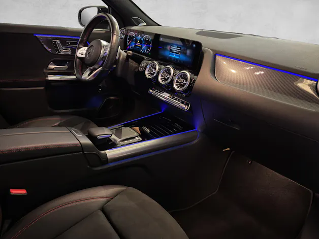 MERCEDES-BENZ GLA 220 d AMG 4M H247