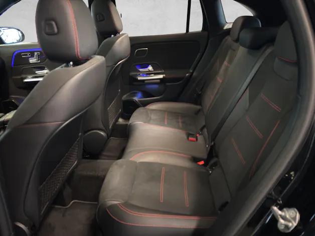 MERCEDES-BENZ GLA 220 d AMG 4M H247