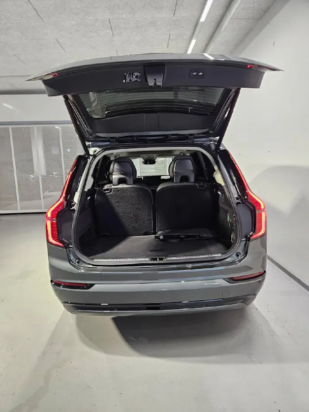 VOLVO XC90 2.0 T8 TE Ultra Dark eAWD