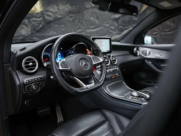 MERCEDES-BENZ GLC Coupé 43 AMG 4Matic 9G-Tronic *CH Fahrzeug*Head Up*Panorama*360° Kamera*