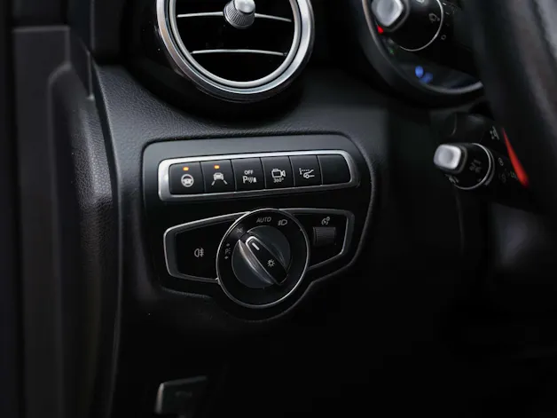 MERCEDES-BENZ GLC Coupé 43 AMG 4Matic 9G-Tronic *CH Fahrzeug*Head Up*Panorama*360° Kamera*