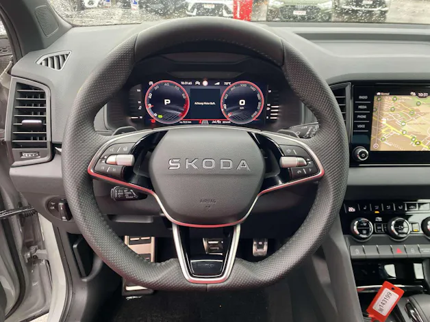 SKODA Karoq 1.5 TSi SportLine DSG-Automat