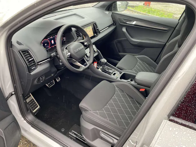 SKODA Karoq 1.5 TSi SportLine DSG-Automat