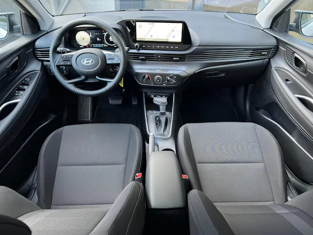 HYUNDAI i20 1.0 T-GDi Amplia DCT
