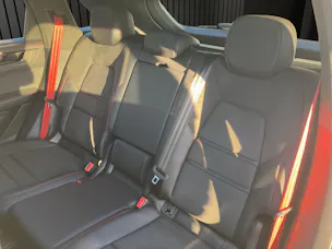 PORSCHE Cayenne GTS