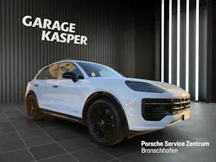 PORSCHE Cayenne GTS