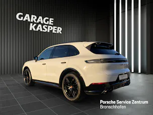 PORSCHE Cayenne GTS