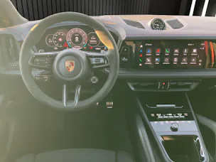 PORSCHE Cayenne GTS