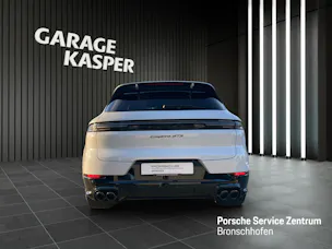 PORSCHE Cayenne GTS