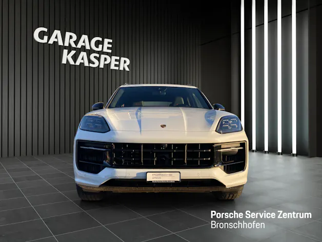 PORSCHE Cayenne GTS