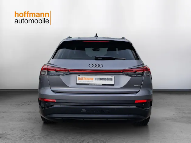 AUDI Q4 e-tron 45 quattro