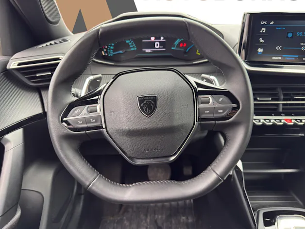 PEUGEOT 2008 1.2 Hybrid 145 Style
