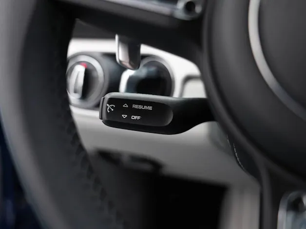 PORSCHE 718 Cayman GTS 4.0