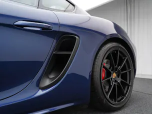 PORSCHE 718 Cayman GTS 4.0