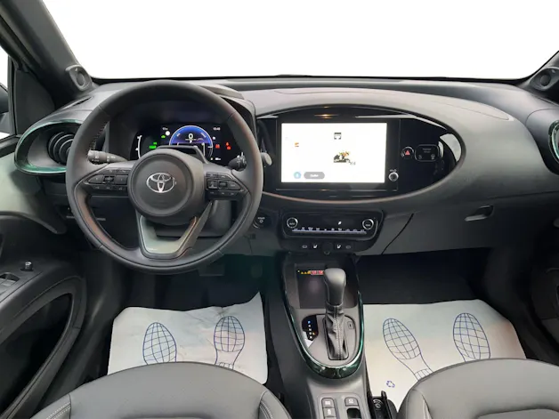 Toyota Aygo X 1.5 VVT-i HSD Style