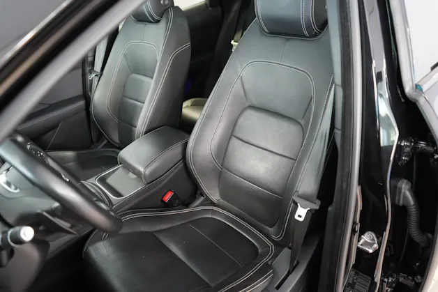 Jaguar E-Pace 2.0 T 250 R-Dynamic SE AWD