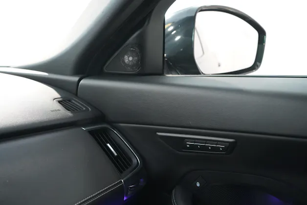 Jaguar E-Pace 2.0 T 250 R-Dynamic SE AWD