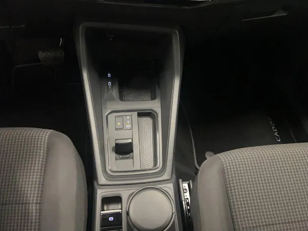 VW Caddy 1.5 TSI California DSG
