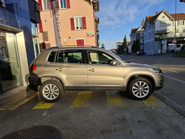 VW Tiguan 2.0 TDI BMT Sport & St. DSG